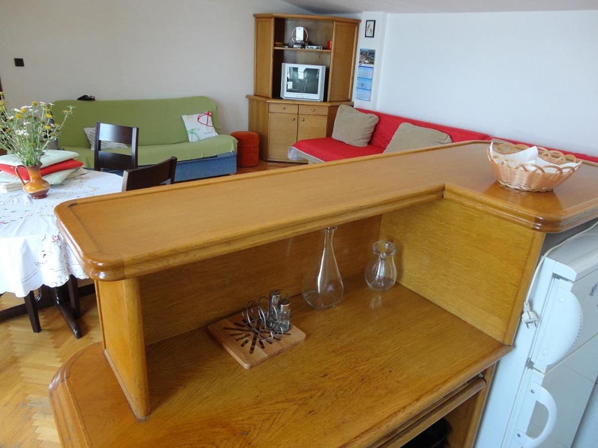 Apartman Lucijan Marusici  Bagian luar foto